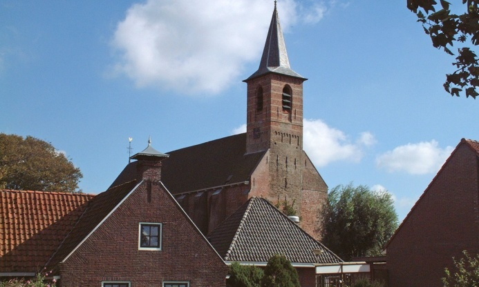 Eanjum - Sint-Michaëlskerk